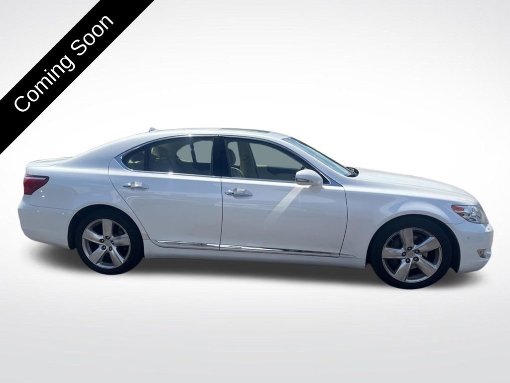 Used 2011 Lexus LS 460 w/ Luxury Value Edition RWD image 4