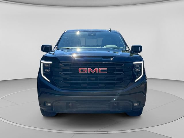 Used 2025 GMC Sierra 1500 Elevation w/ Elevation Premium Package AWD/4WD image 8