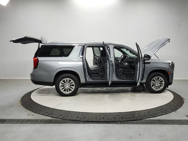 Used 2024 GMC Yukon XL SLT RWD image 16