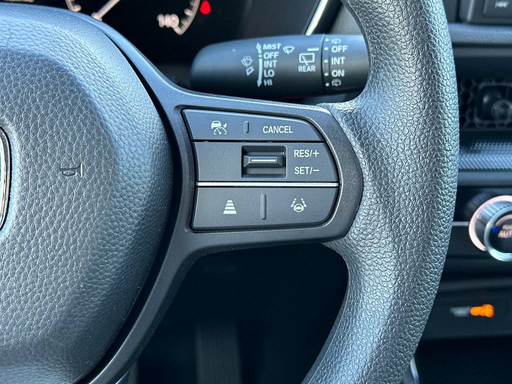 Used 2025 Honda CR-V LX image 29