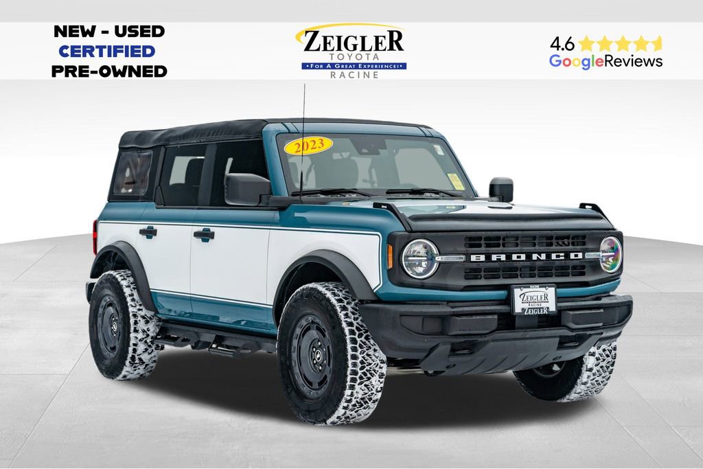 Used 2023 Ford Bronco Base image 1