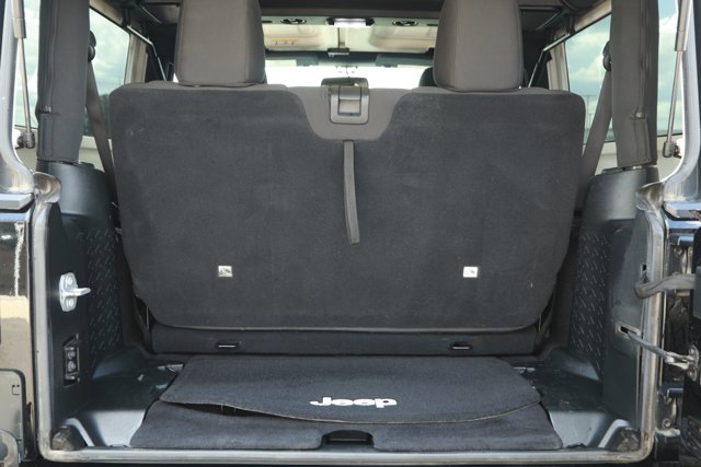 Used 2016 Jeep Wrangler Sport image 10