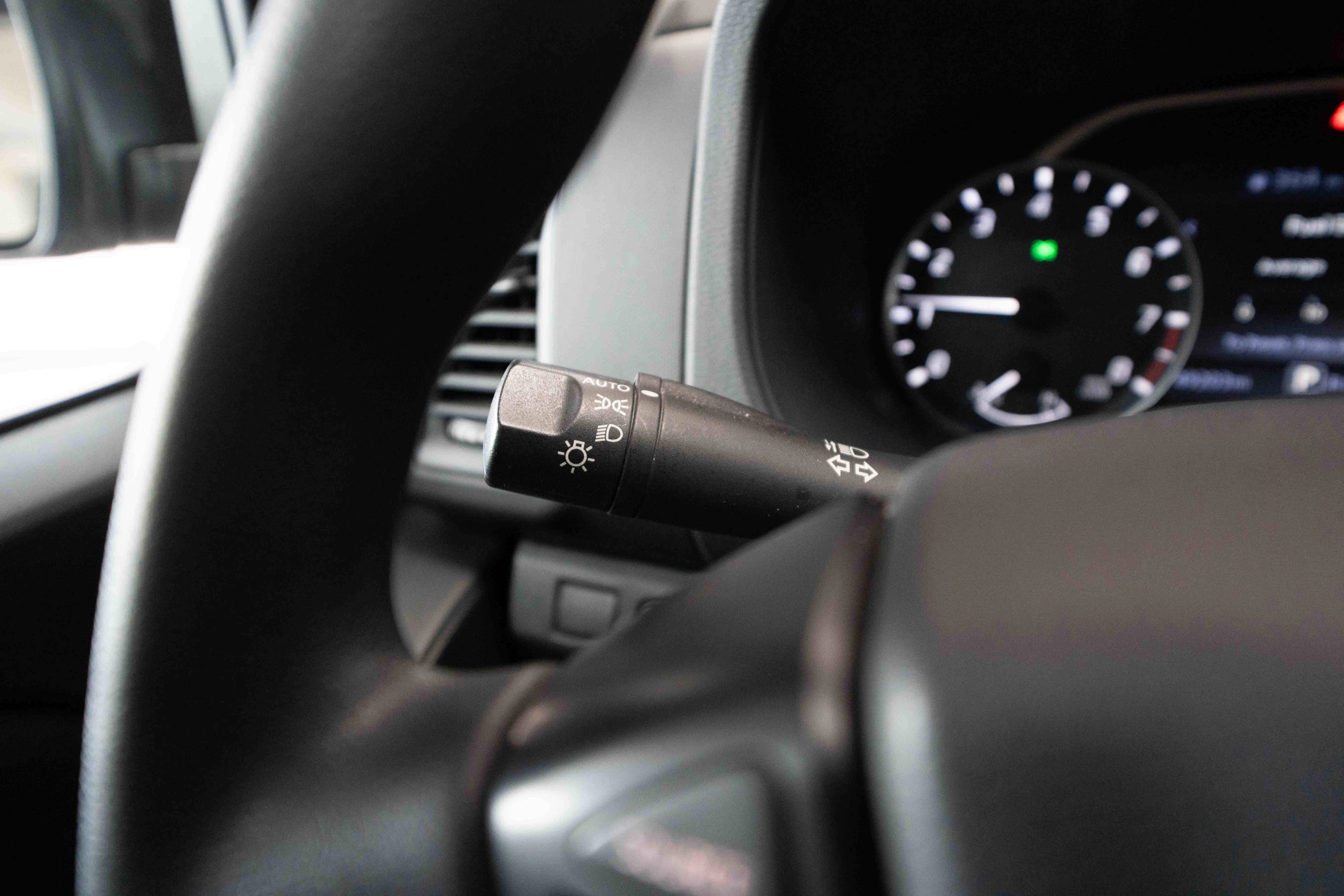 Used 2022 Nissan Frontier S AWD/4WD image 13