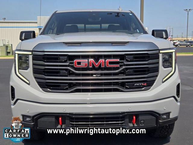 Used 2024 GMC Sierra 1500 AT4 w/ Technology Package AWD/4WD image 8