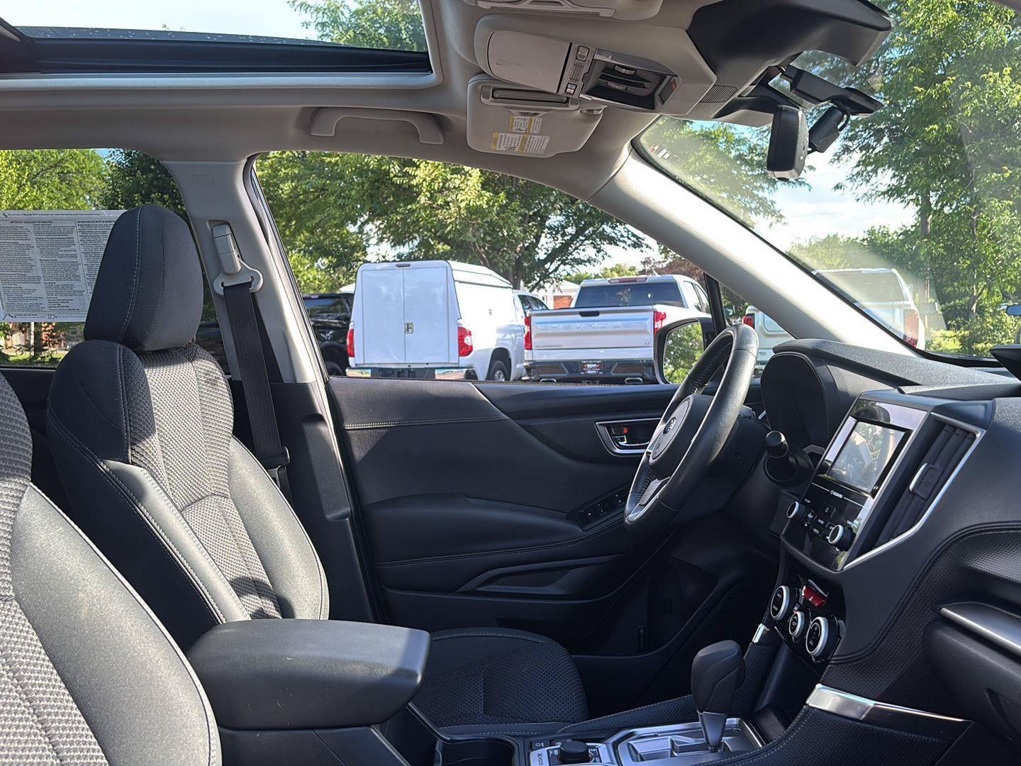 Used 2024 Subaru Forester Premium AWD/4WD image 17