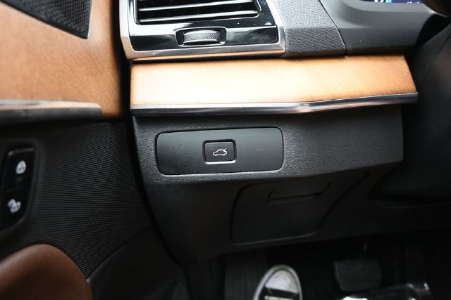 Used 2023 Volvo XC90 B6 Plus w/ Protection Package Premier AWD/4WD image 28