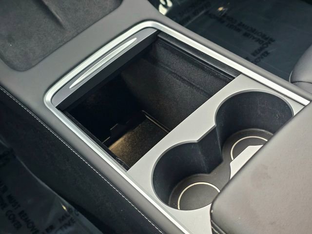 Used 2023 Tesla Model Y Long Range image 33