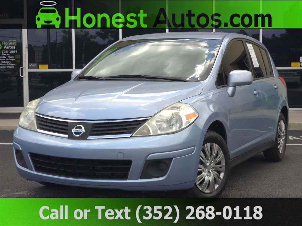 Used 2009 Nissan Versa 1.8 S FWD image 1