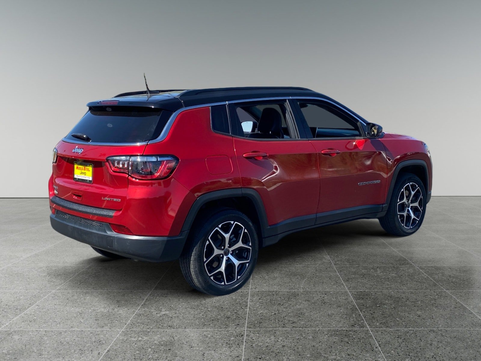 Used 2025 Jeep Compass Limited AWD/4WD image 5
