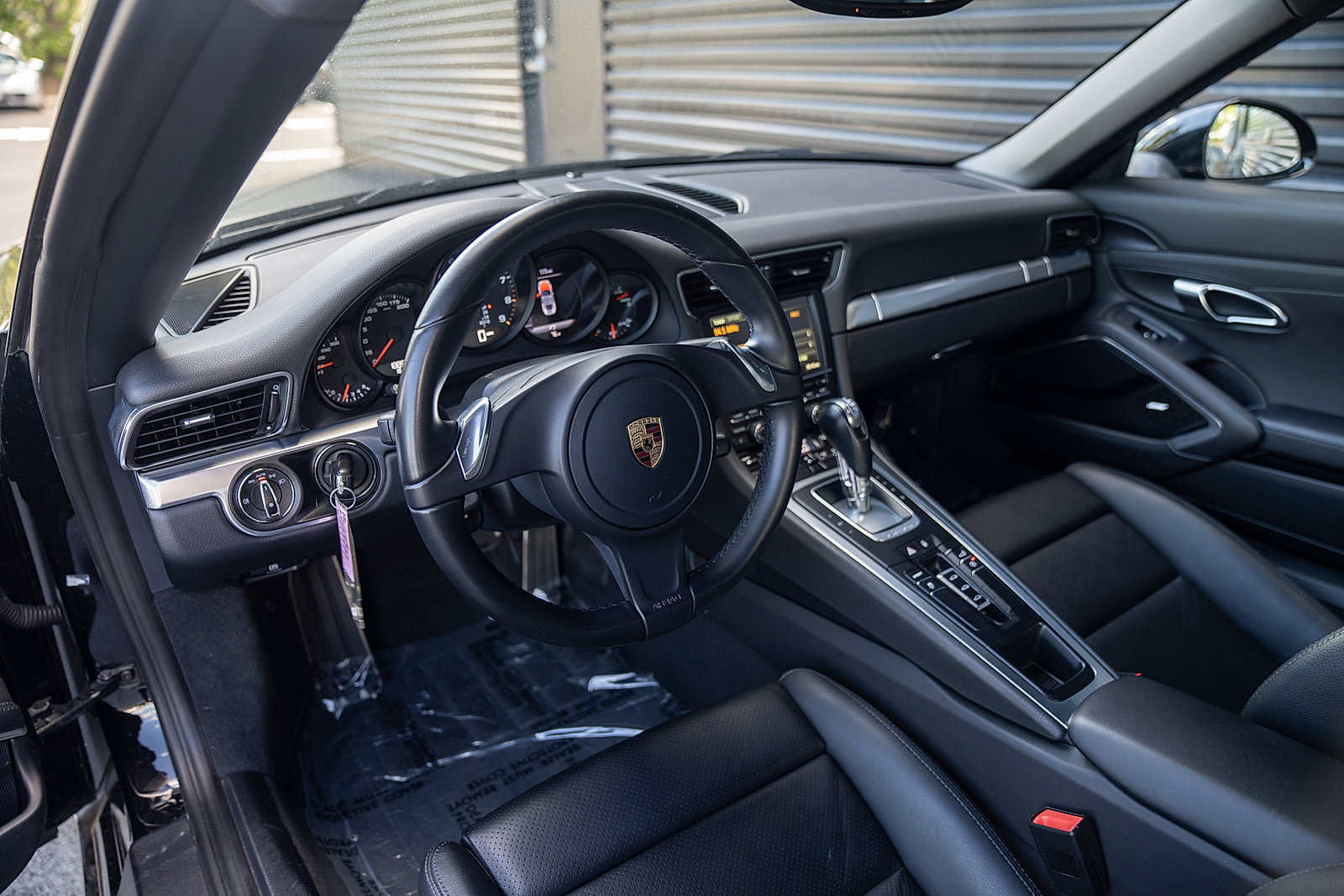 Certified 2016 Porsche 911 Carrera RWD image 4