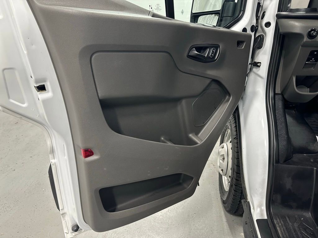 Used 2024 Ford Transit 250 148 Medium Roof Extended AWD w/ Load Area Protection Package image 8