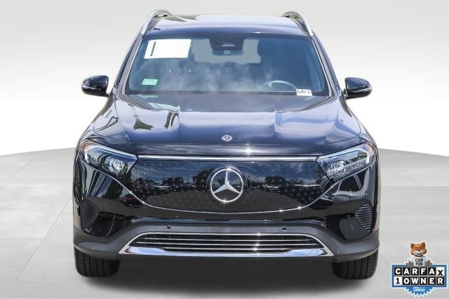 Used 2024 Mercedes-Benz EQB 300 4MATIC image 2