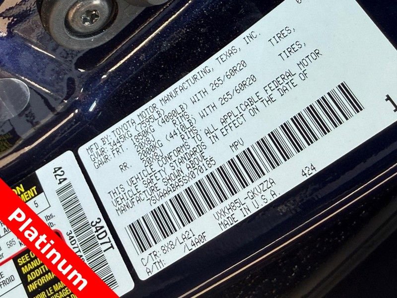 Used 2025 Toyota Sequoia Platinum image 33