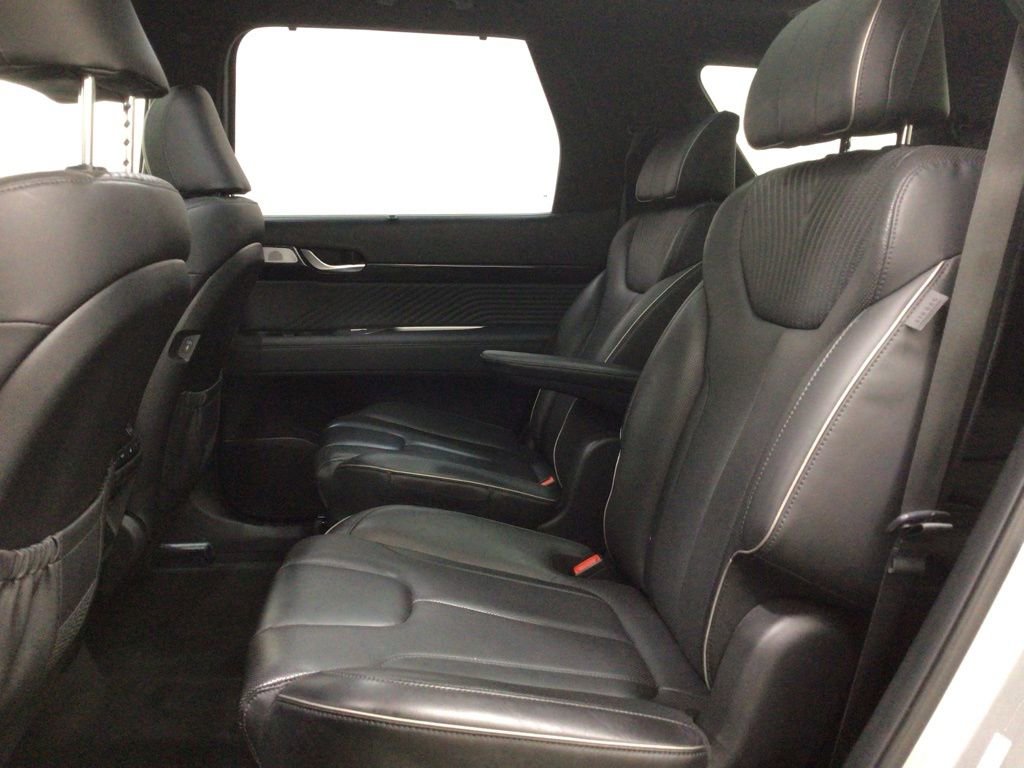 Used 2023 Hyundai Palisade Calligraphy image 19