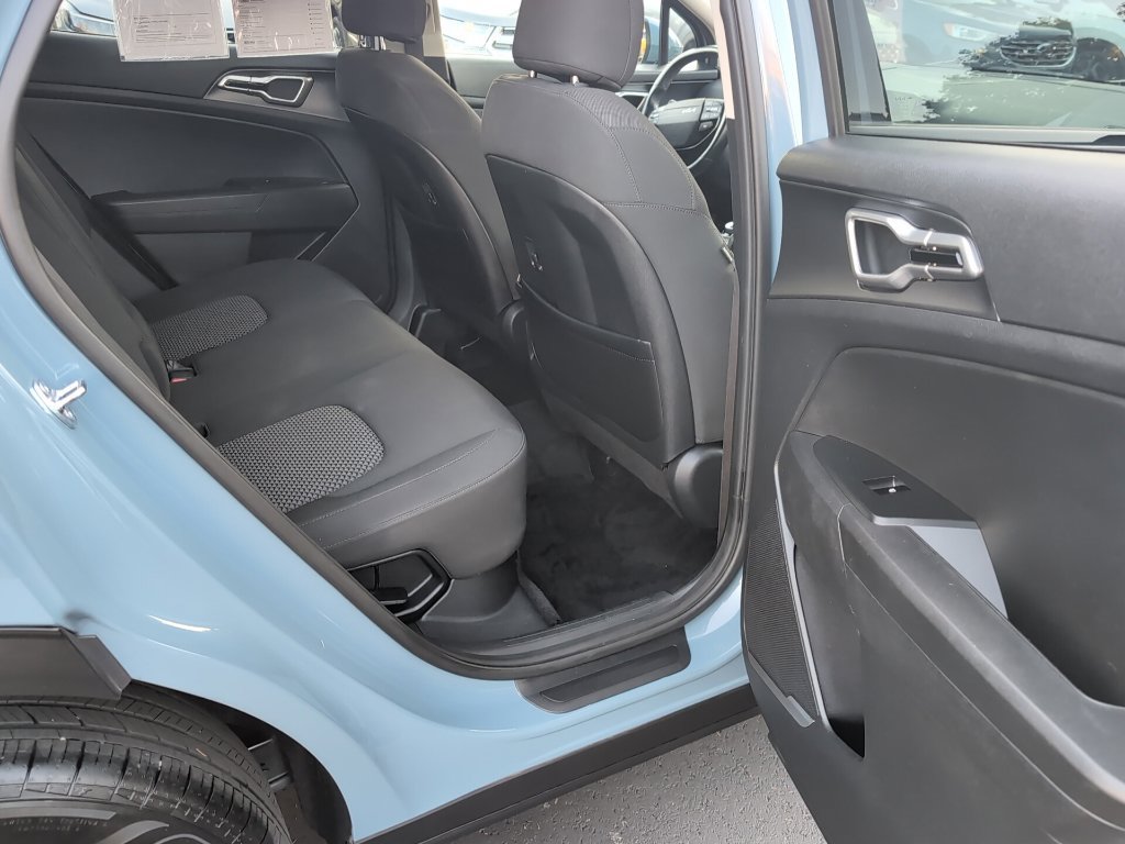 Used 2026 Kia Sportage S AWD/4WD image 6