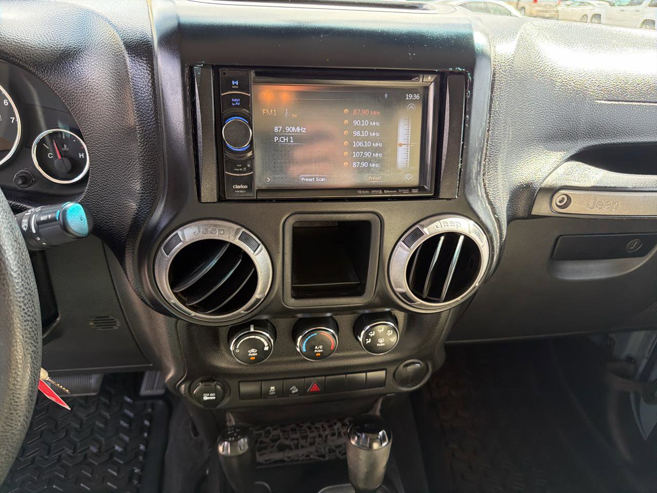 Used 2014 Jeep Wrangler Unlimited Sport image 18