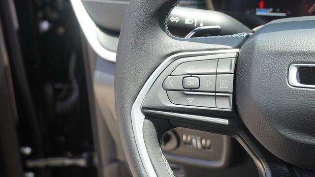 New 2026 Jeep Grand Cherokee Laredo RWD image 28