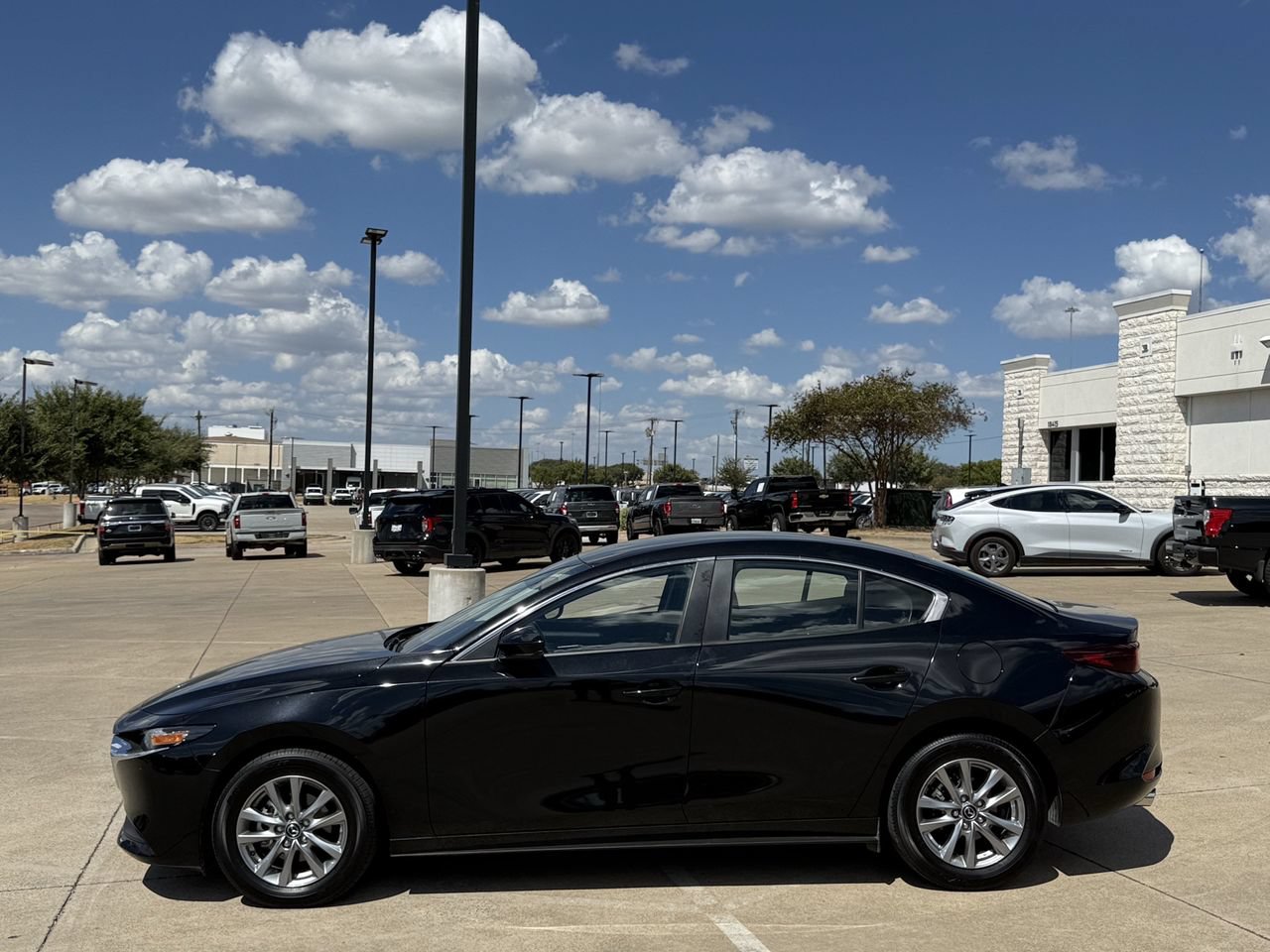 Used 2026 MAZDA MAZDA3 s FWD image 3