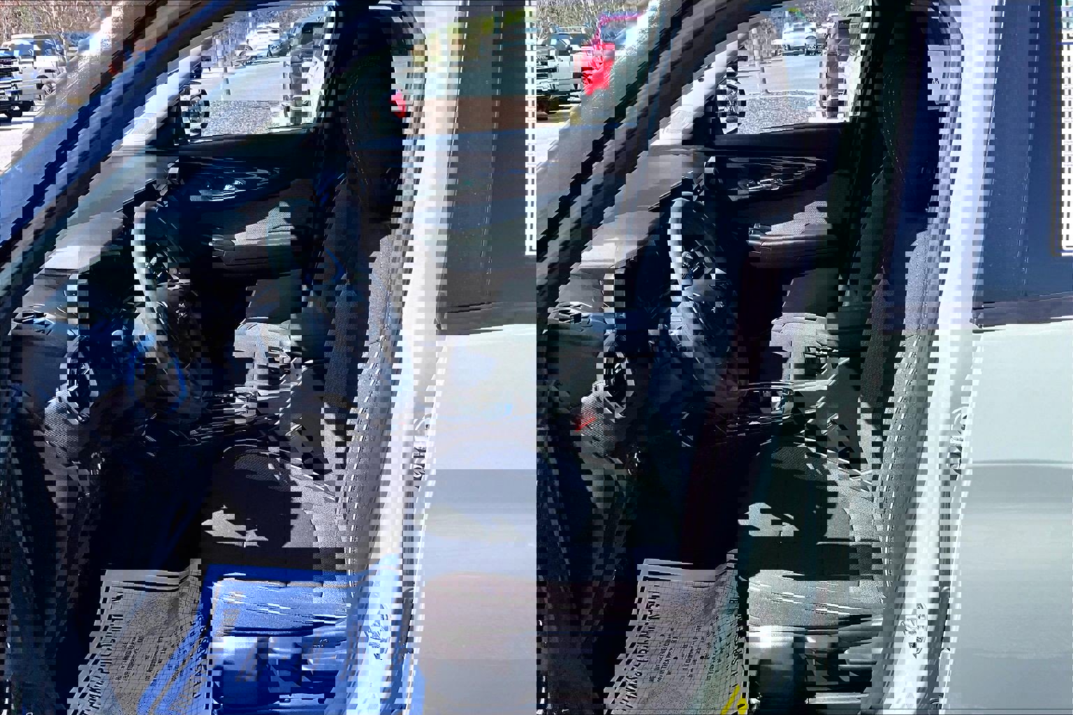 Used 2025 Chevrolet TrailBlazer LS w/ LS Convenience Package image 21