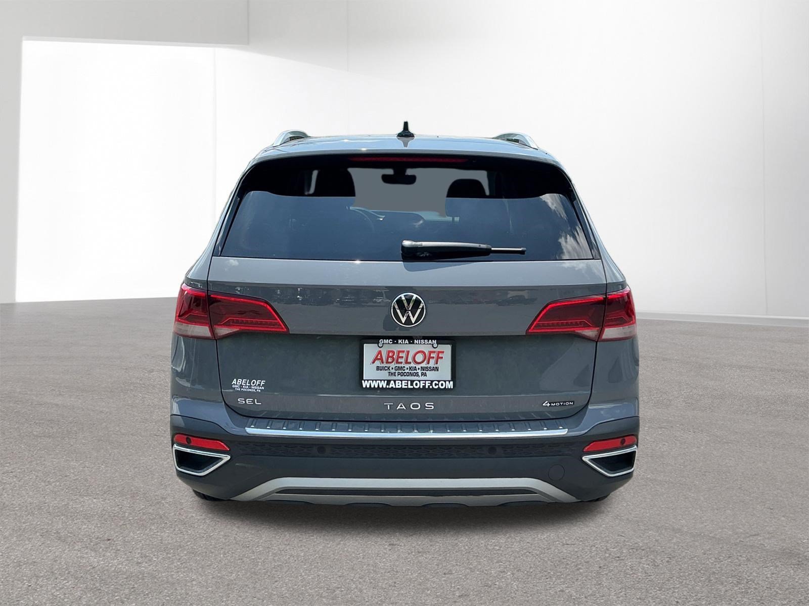 Used 2023 Volkswagen Taos SEL AWD/4WD image 4