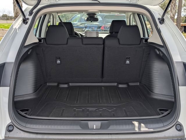 Used 2025 Honda HR-V LX image 13