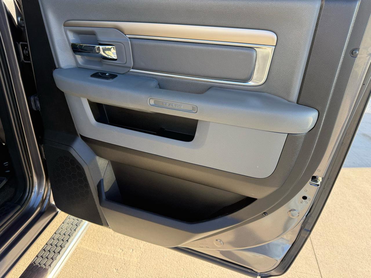 Used 2018 RAM 1500 Lone Star image 18