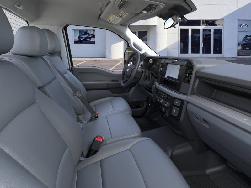 New 2026 Ford F550 2WD Regular Cab Super Duty w/ XL Chrome Package image 11
