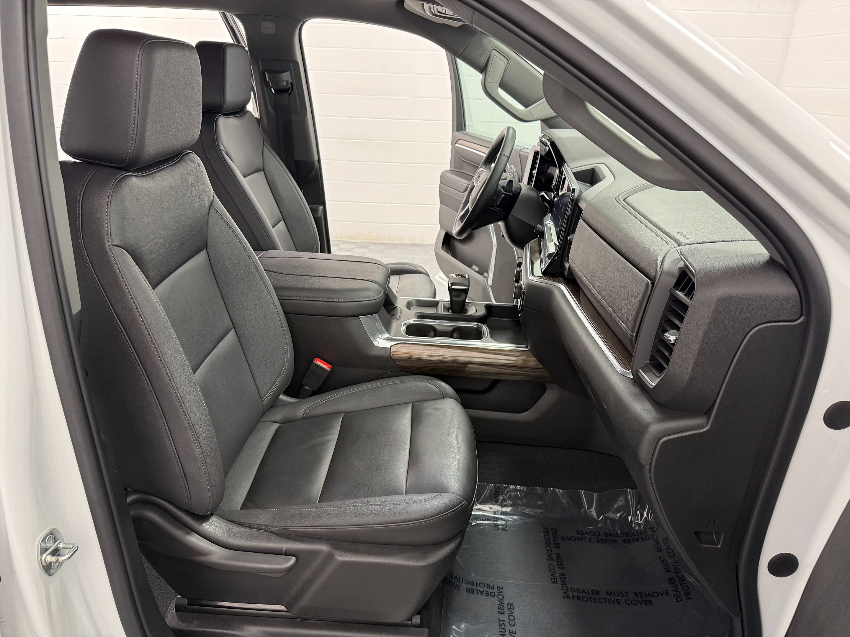 Used 2023 Chevrolet Silverado 1500 RST w/ RST All Star Premium Package AWD/4WD image 17