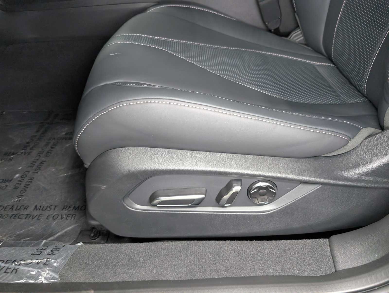 Used 2025 Acura TLX w/ Technology Package FWD image 39