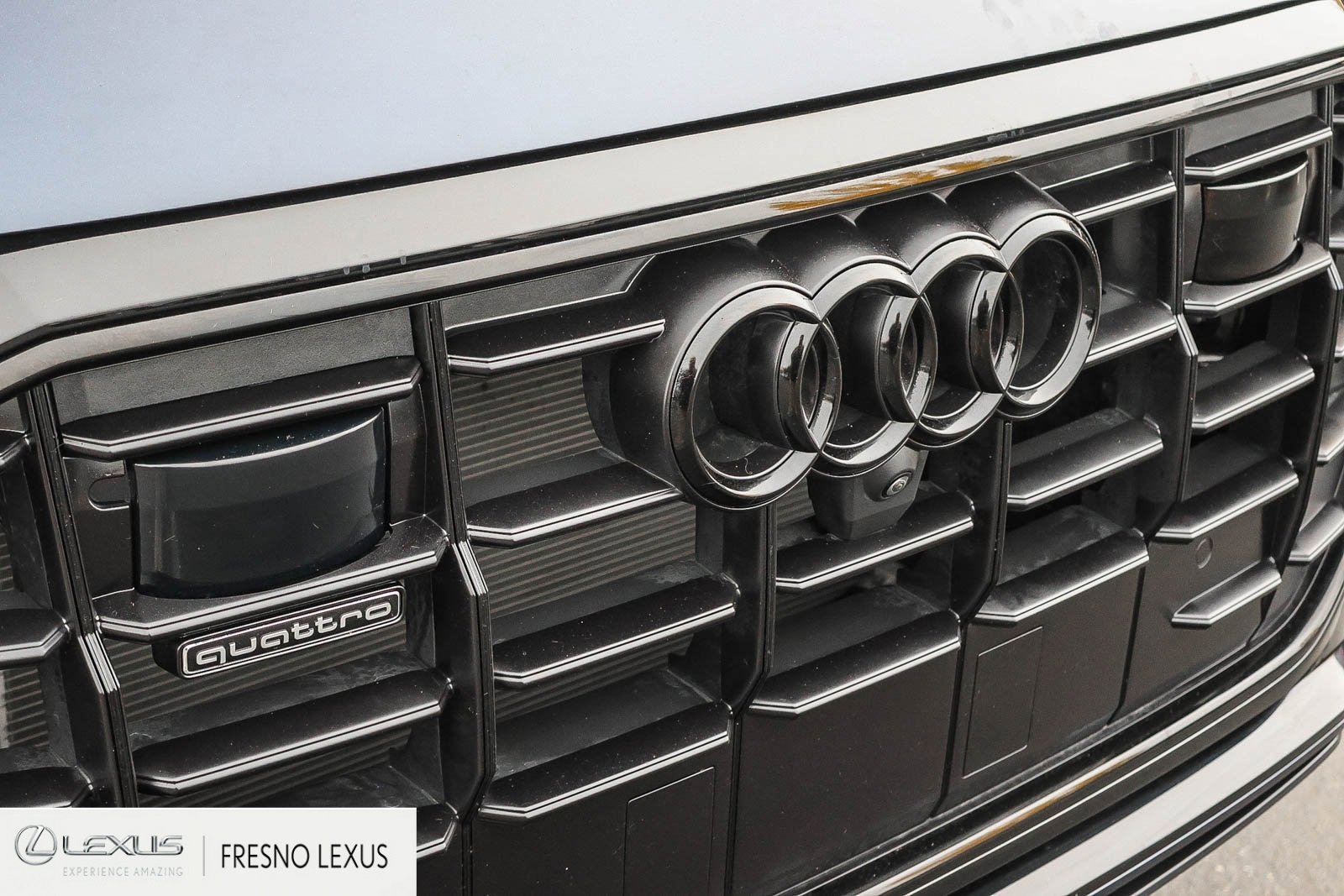 Used 2023 Audi Q8 Premium Plus w/ Premium Plus Package image 11