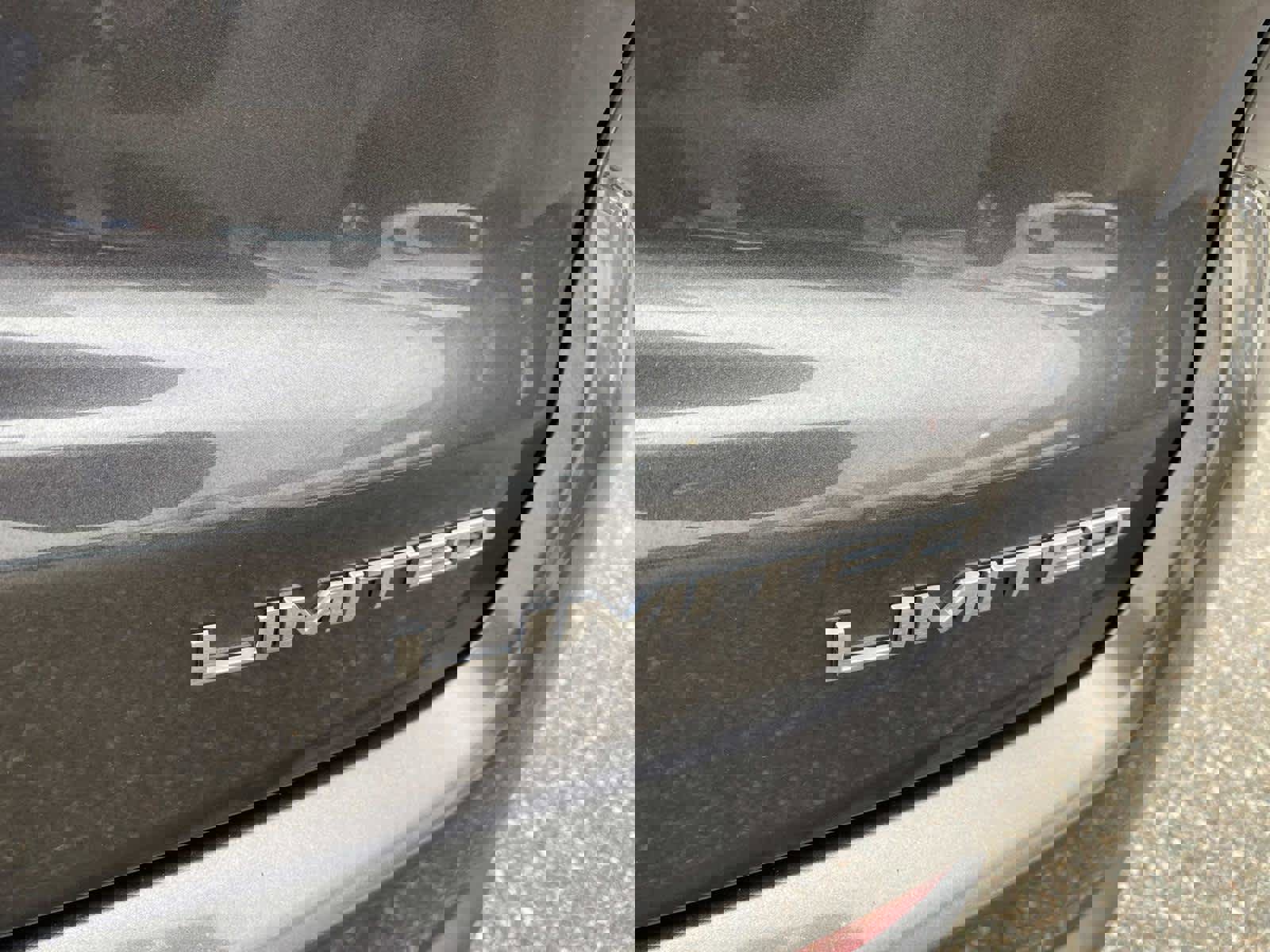 Certified 2022 Jeep Compass Limited w/ Sun and Sound Group image 5