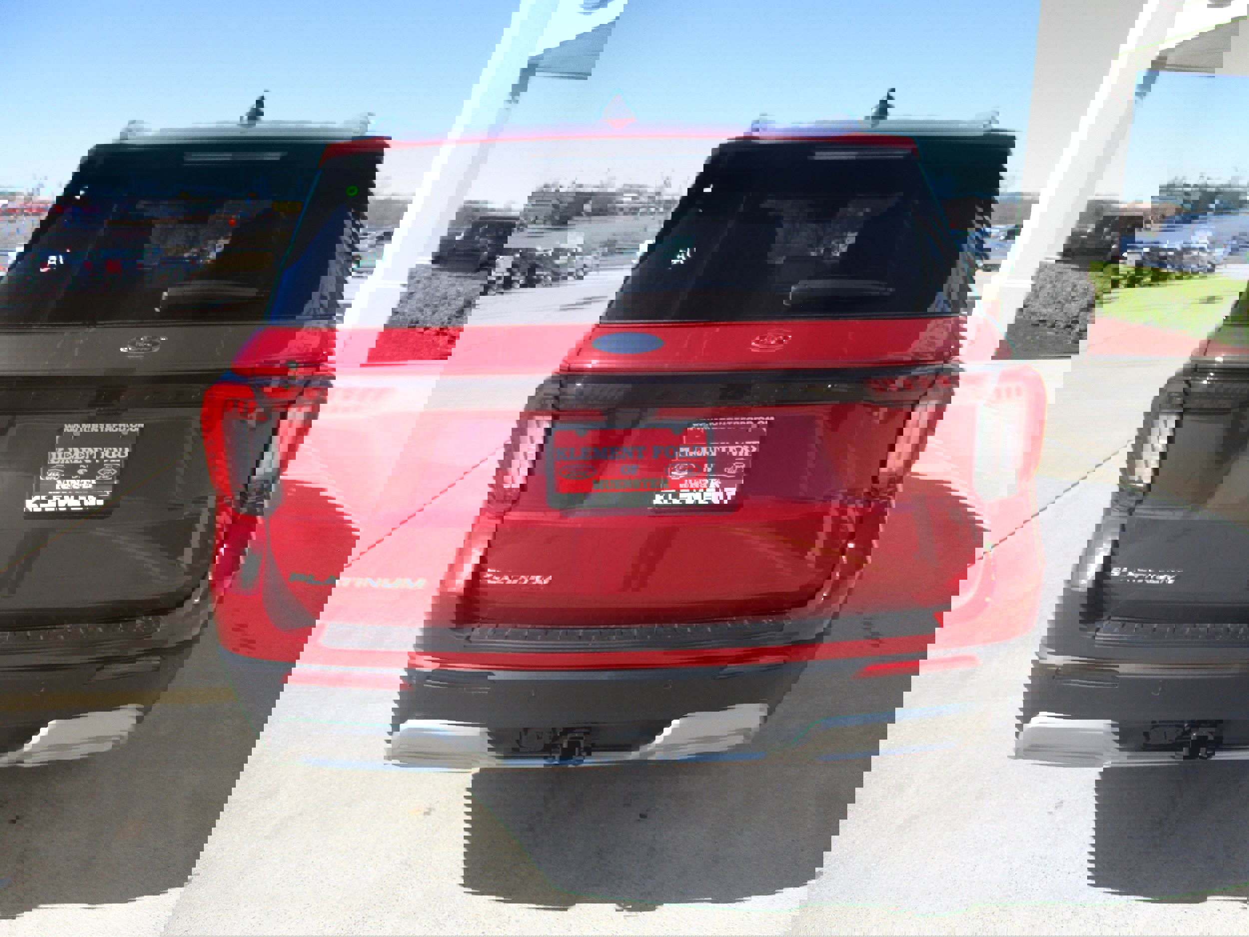 New 2026 Ford Explorer Platinum image 3