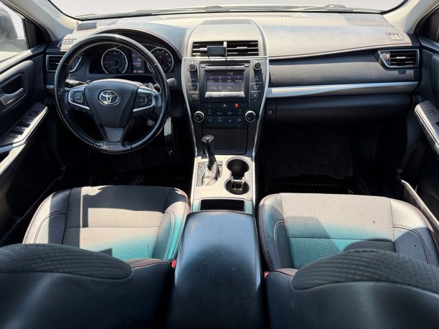Used 2016 Toyota Camry SE FWD image 14
