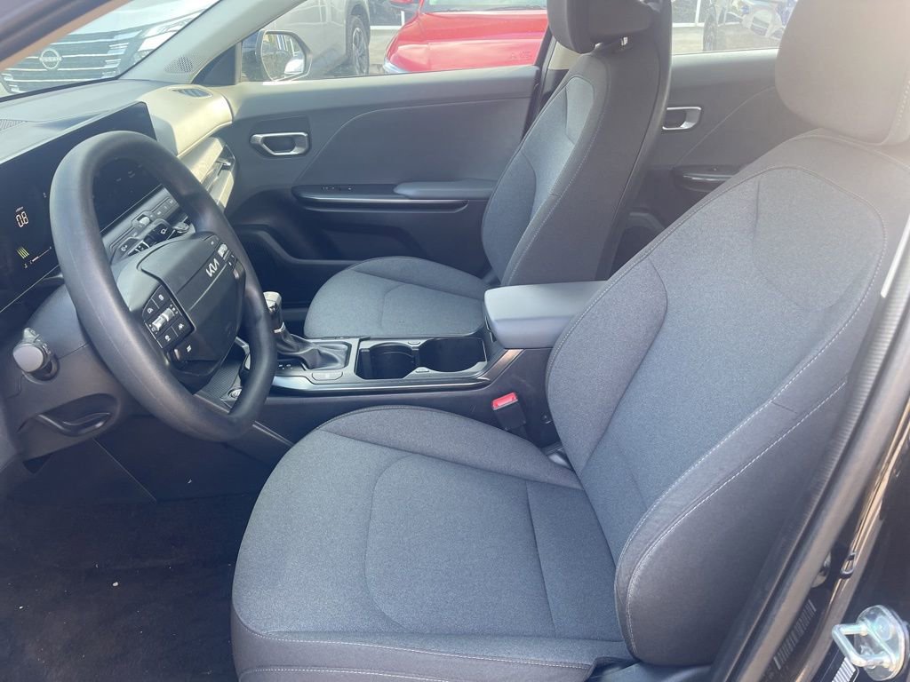 Used 2025 Kia K4 LXS image 8