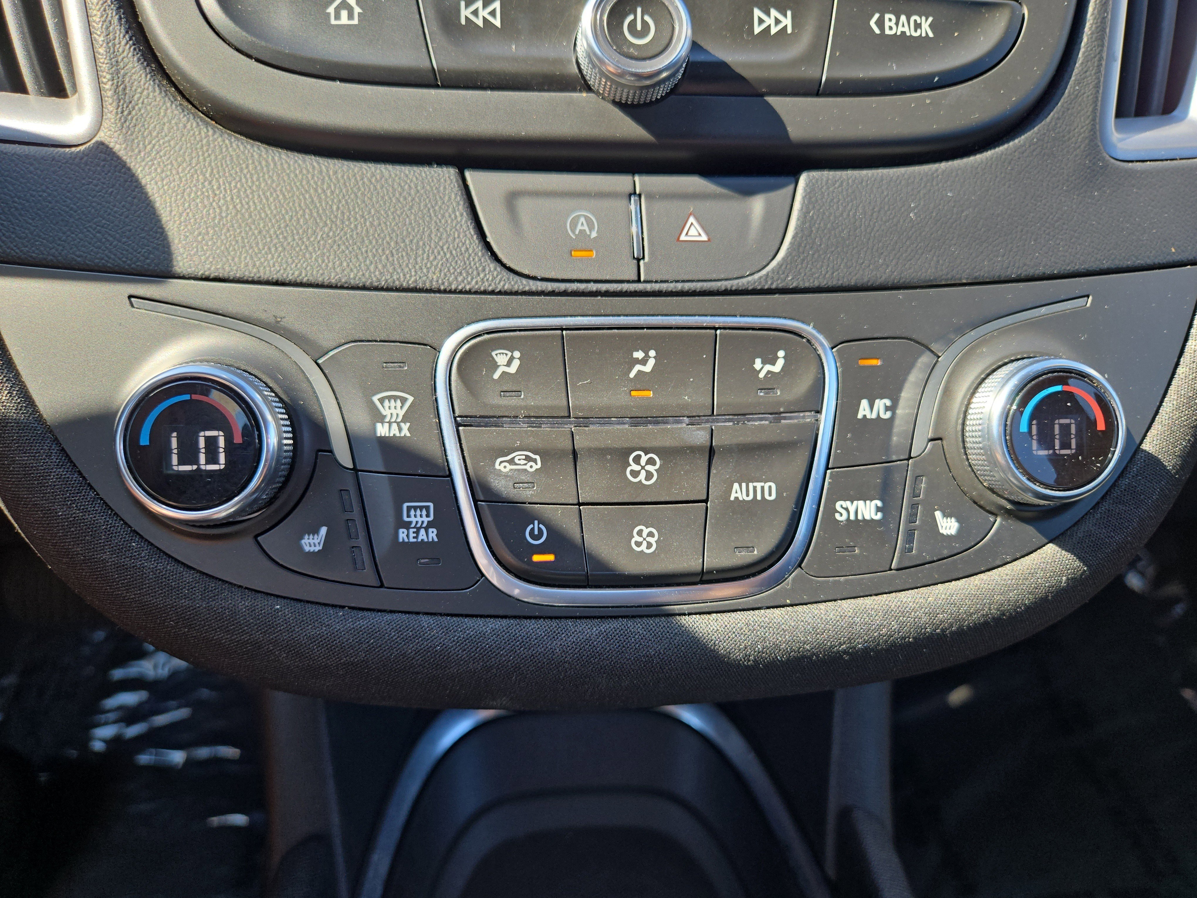 Used 2023 Chevrolet Malibu LT image 20