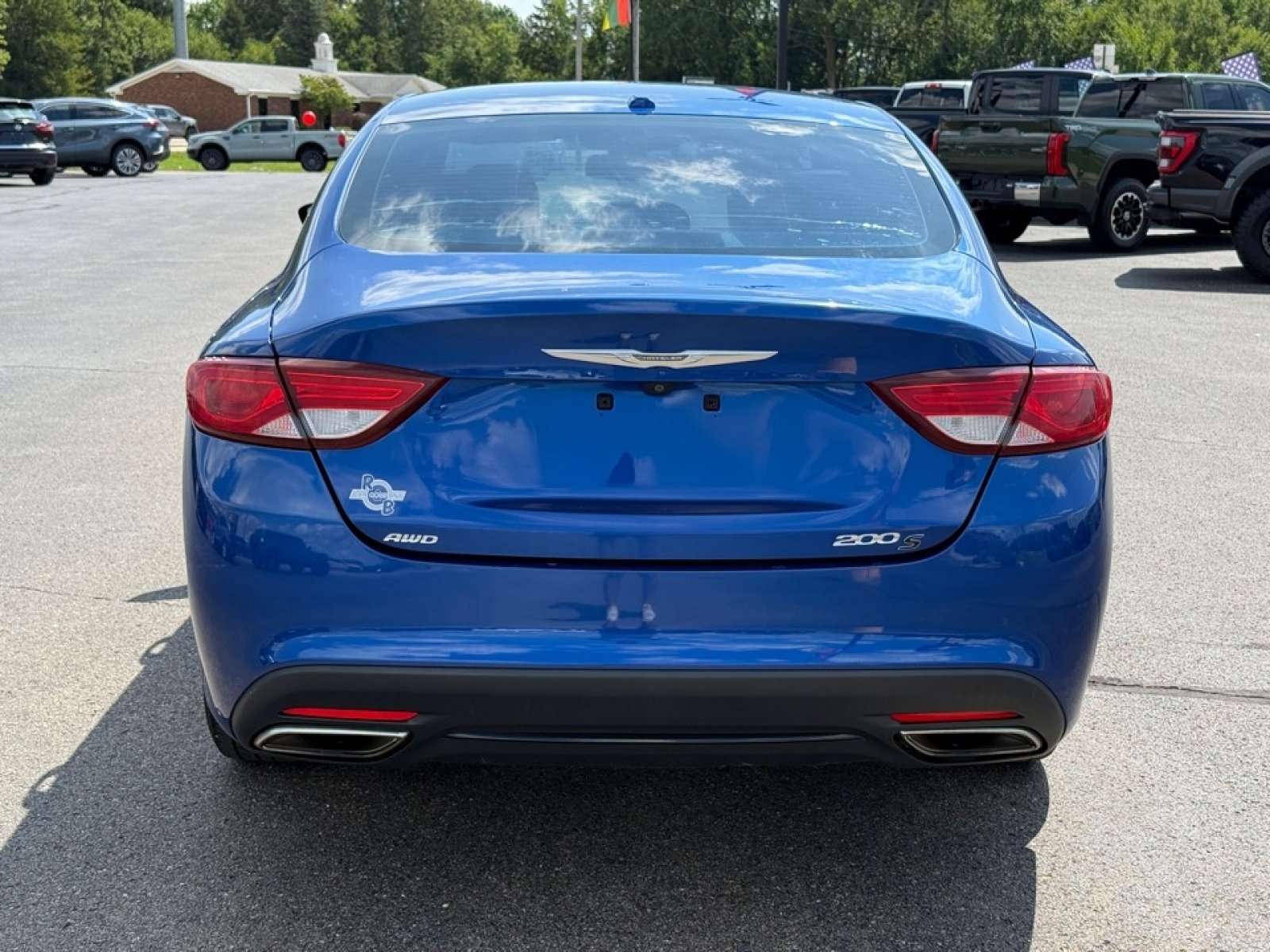 Used 2015 Chrysler 200 S w/ Comfort Group AWD/4WD image 7