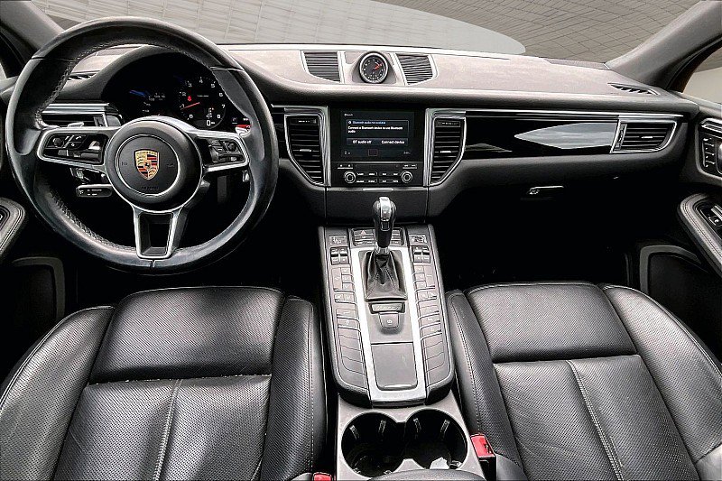 Used 2017 Porsche Macan AWD/4WD image 14