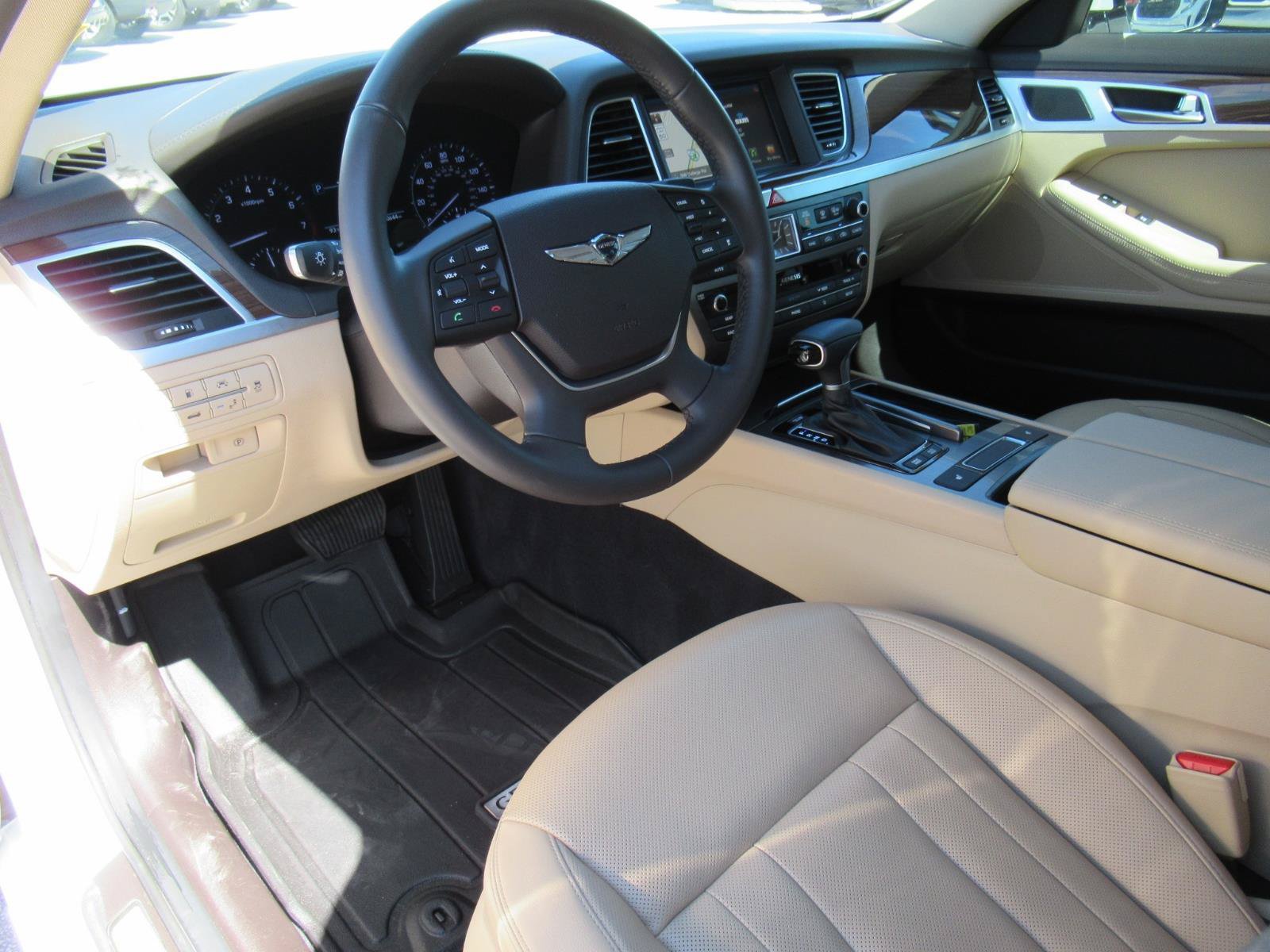 Used 2020 Genesis G80 3.8 RWD image 14