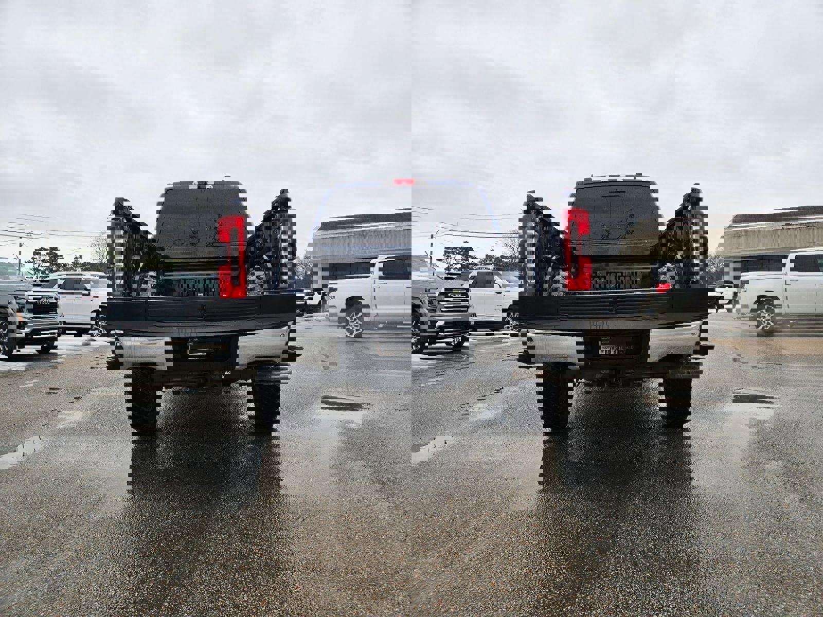 Used 2024 Ford F250 Lariat w/ Chrome Package image 36