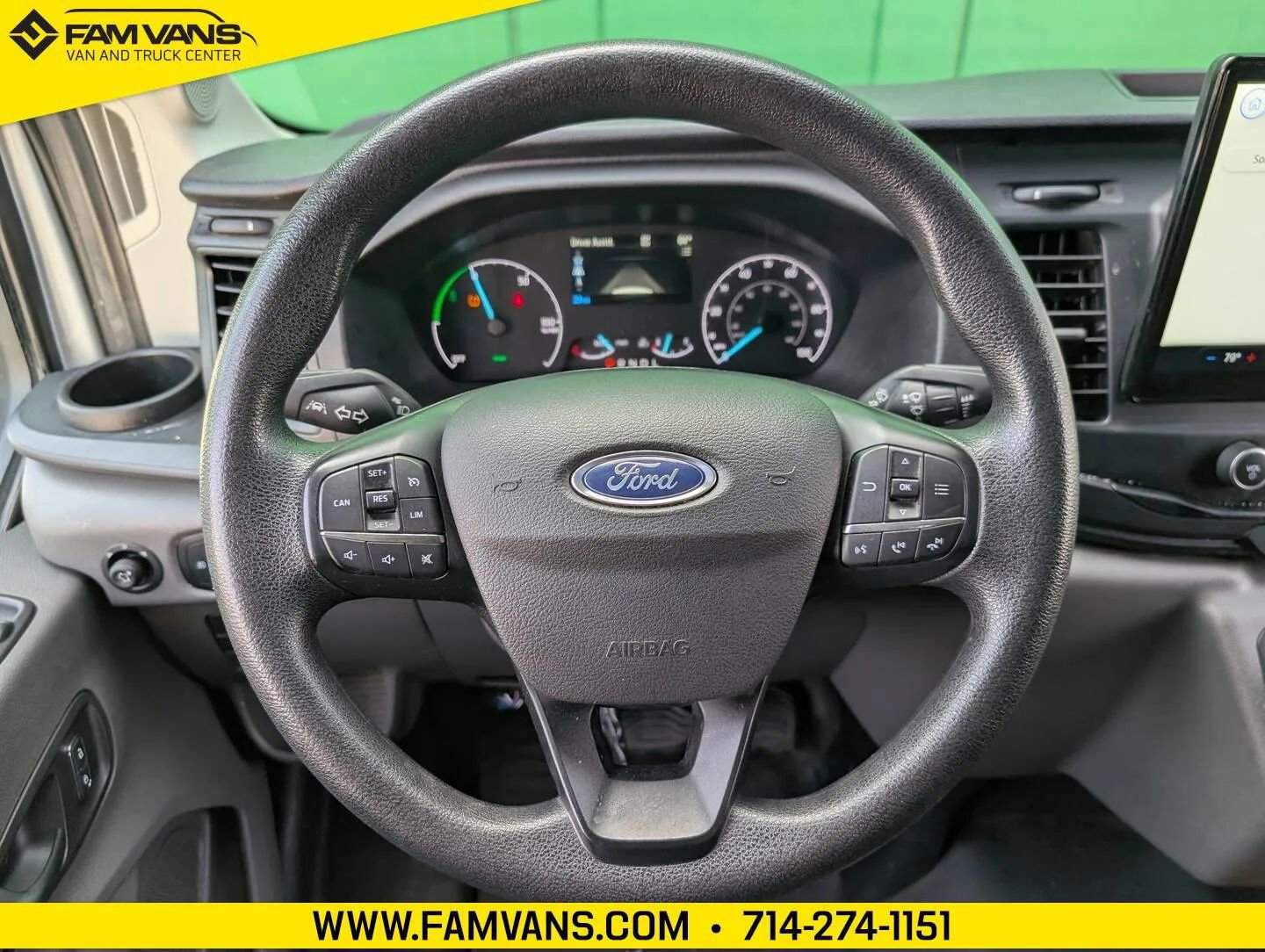 Used 2022 Ford E-Transit 148 High Roof Extended RWD image 19