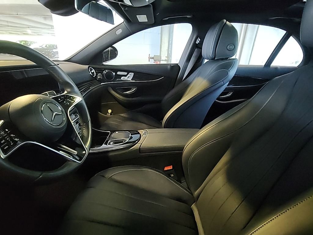 Used 2023 Mercedes-Benz E 450 4MATIC Sedan image 2