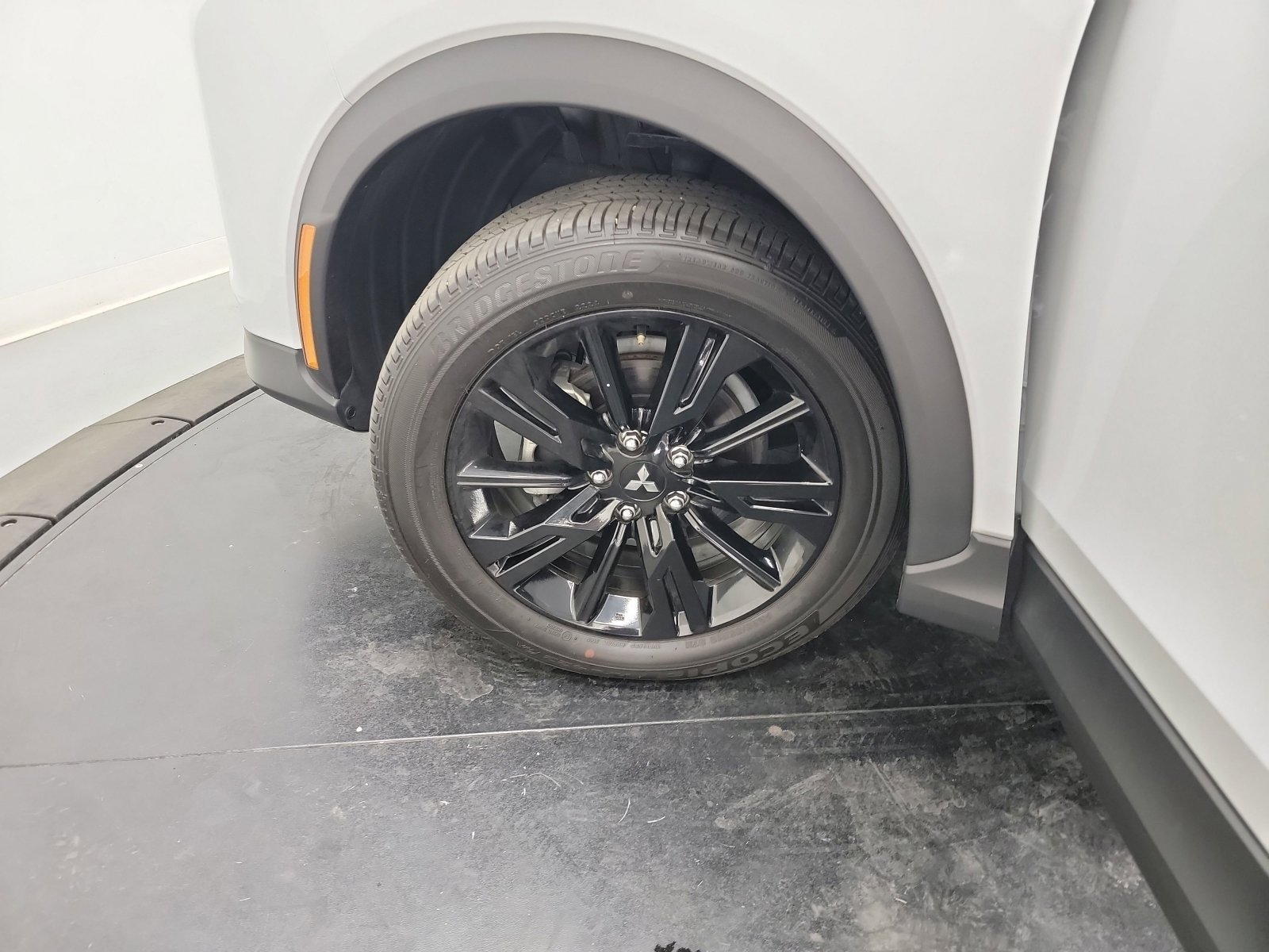 Used 2024 Mitsubishi Eclipse Cross LE AWD/4WD image 29