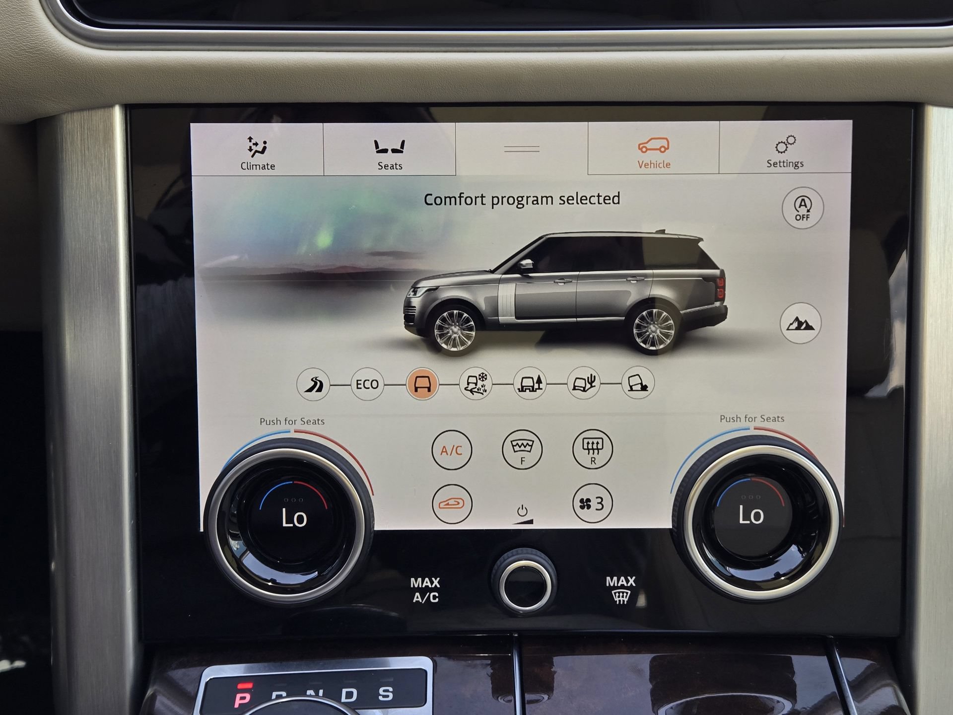 Used 2018 Land Rover Range Rover Supercharged AWD/4WD image 18