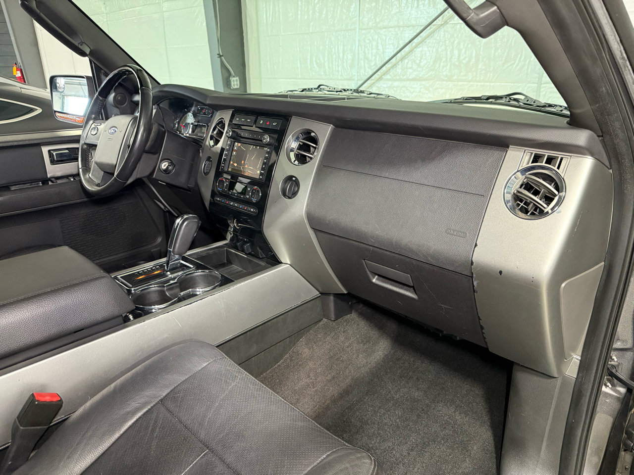 Used 2014 Ford Expedition Limited w/ Equipment Group 301A image 21