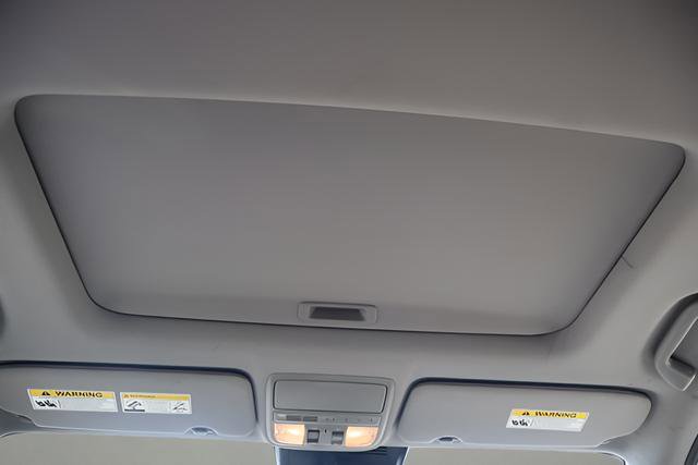 Used 2020 Honda CR-V Touring image 23