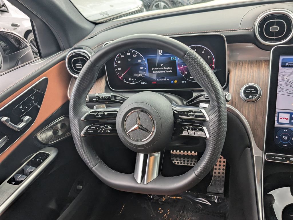 Certified 2024 Mercedes-Benz GLC 300 4MATIC image 4