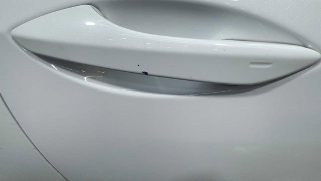 Used 2016 Lexus RC 200t image 12