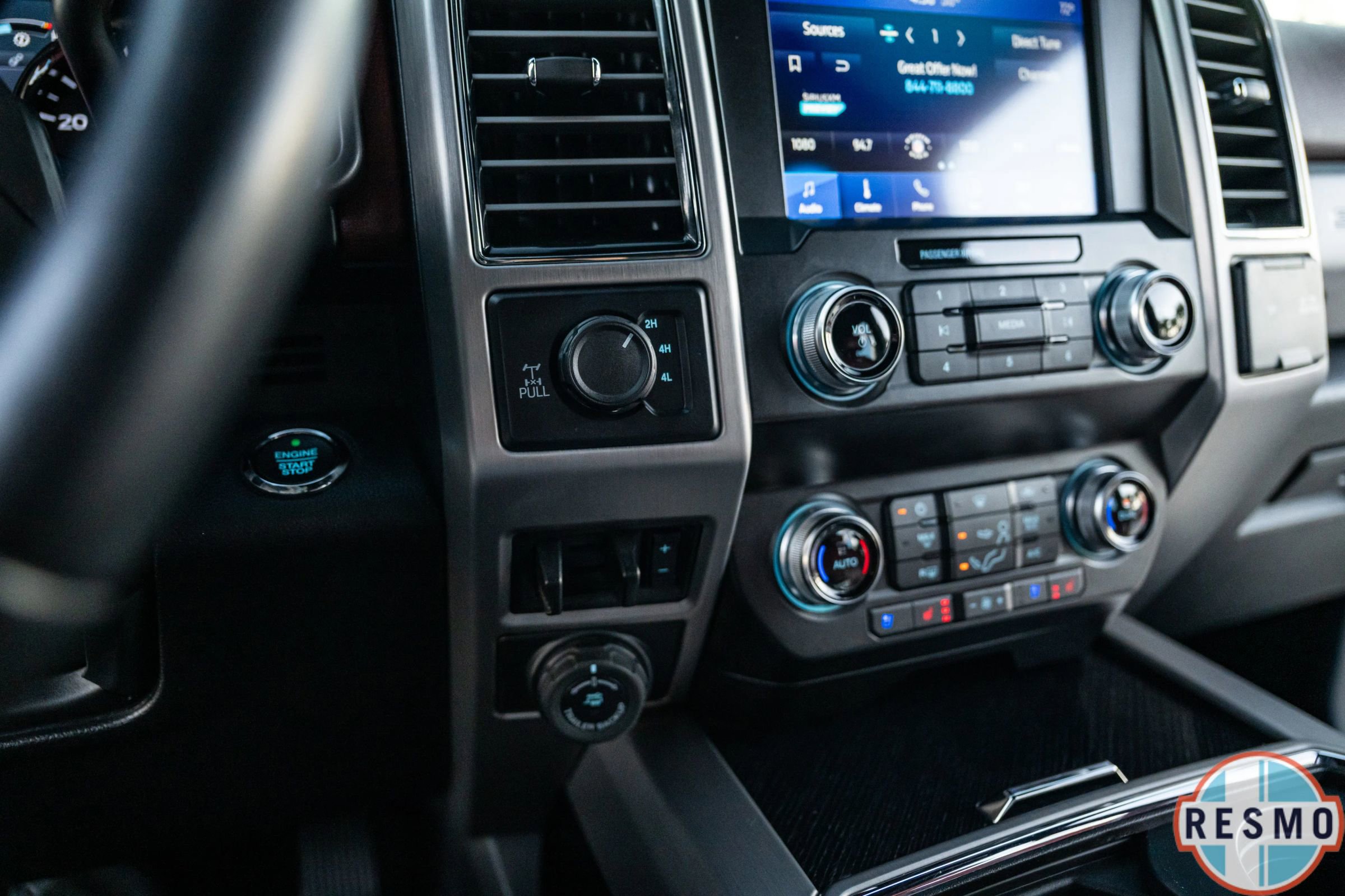 Used 2020 Ford F350 Platinum w/ Tremor Off-Road Package image 28