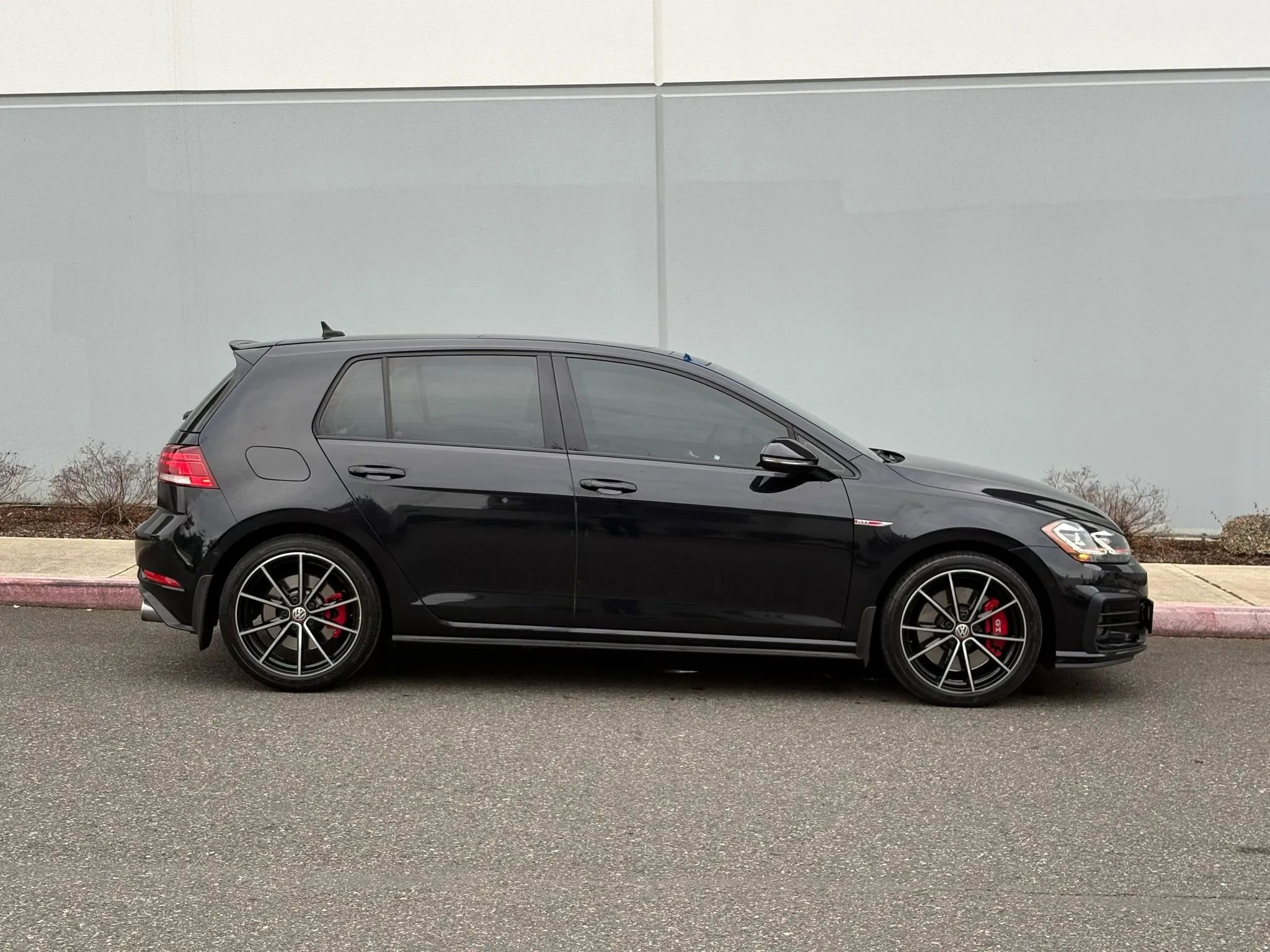 Used 2021 Volkswagen GTI Autobahn image 4
