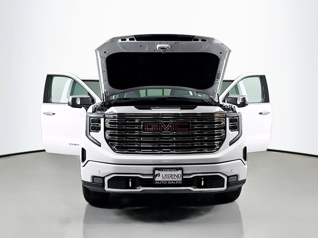 Used 2024 GMC Sierra 1500 Denali w/ Technology Package AWD/4WD image 26